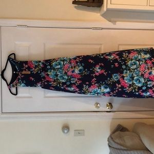 Floral maxi dress